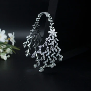 Купи онлайн Корейски стил выдалбливают цвете обеци личност пълен с диамантени обеци, дамски сребърна игла мед премия обеци на едро / Бижута и аксесоари ~ www.intersum.fi 11